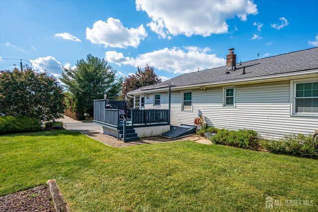 669 Old Post Road, Edison, NJ 08817