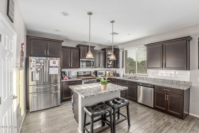 8610 N 61ST Drive, Glendale, AZ 85302