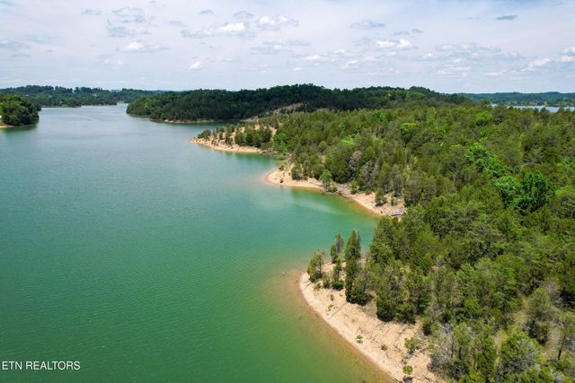 Douglas Lake Is, Dandridge, TN 37725