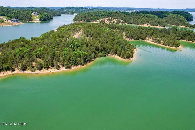 Douglas Lake Is, Dandridge, TN 37725