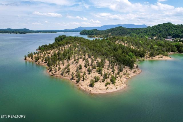 Douglas Lake Is, Dandridge, TN 37725