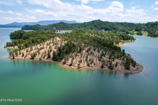 Douglas Lake Is, Dandridge, TN 37725