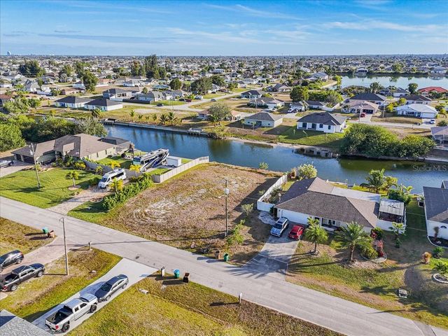 322 NE 20TH STREET, Cape Coral, FL 33909