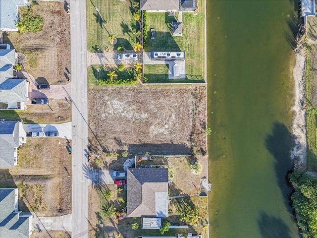 322 NE 20TH STREET, Cape Coral, FL 33909