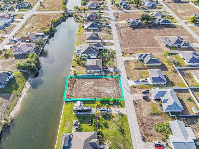 322 NE 20TH STREET, Cape Coral, FL 33909