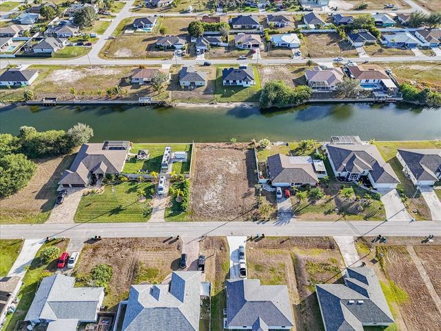 322 NE 20TH STREET, Cape Coral, FL 33909