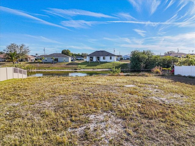 322 NE 20TH STREET, Cape Coral, FL 33909
