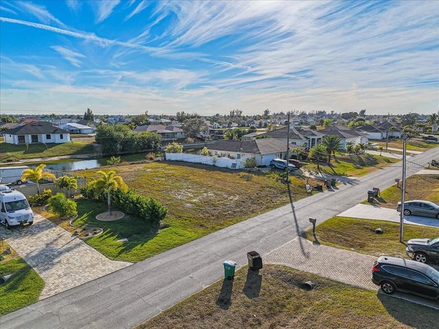 322 NE 20TH STREET, Cape Coral, FL 33909