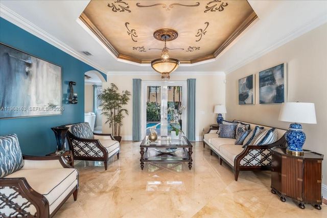 7851 NW 166th Ter, Miami Lakes, FL 33016