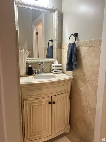 12095 S MILONA DR, Draper, UT 84020