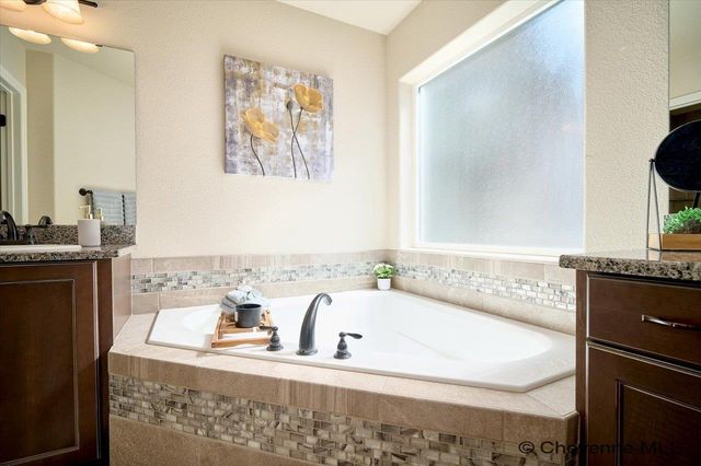 3616 PURPLE SAGE RD, Cheyenne, WY 82001