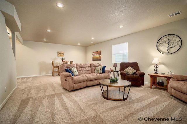 3616 PURPLE SAGE RD, Cheyenne, WY 82001