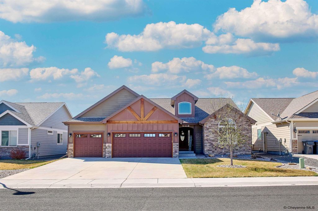 3616 PURPLE SAGE RD, Cheyenne, WY 82001