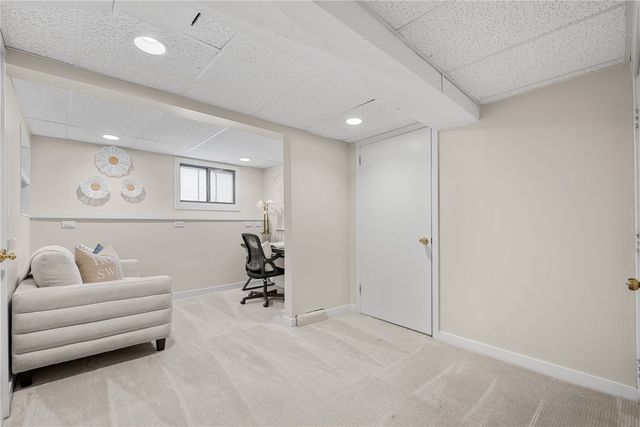 7520 Linden Avenue N, Seattle, WA 98103