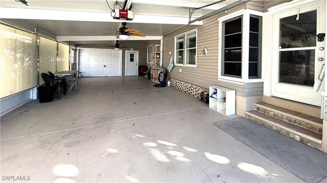 281 Ocean Reef LN, Naples, FL 34114