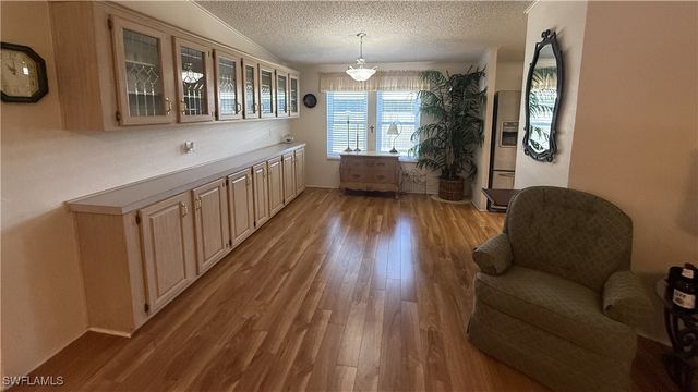 281 Ocean Reef LN, Naples, FL 34114