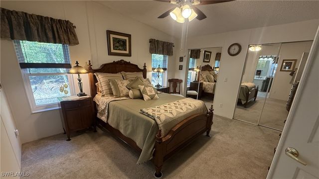 281 Ocean Reef LN, Naples, FL 34114