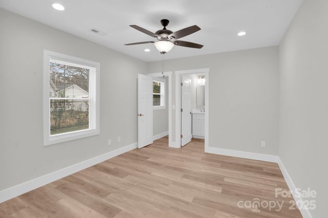 2414 Dickens Avenue, Charlotte, NC 28208