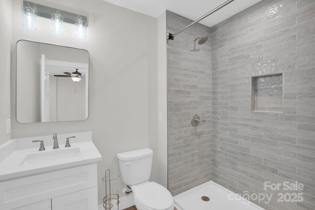 2414 Dickens Avenue, Charlotte, NC 28208