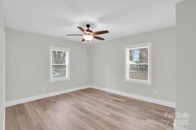 2414 Dickens Avenue, Charlotte, NC 28208