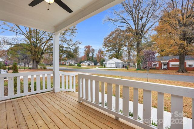 2414 Dickens Avenue, Charlotte, NC 28208