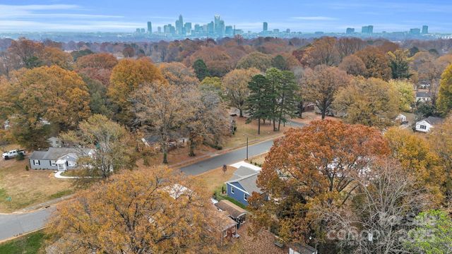 2414 Dickens Avenue, Charlotte, NC 28208