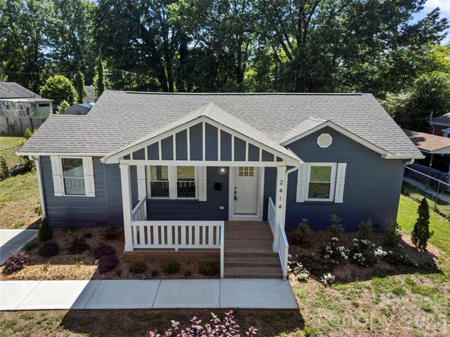 2414 Dickens Avenue, Charlotte, NC 28208