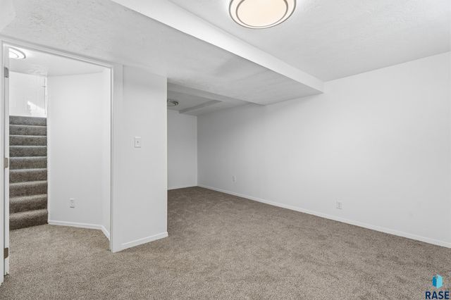 311 E 18th St Street, Sioux Falls, SD 57105