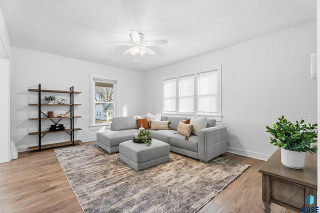 311 E 18th St Street, Sioux Falls, SD 57105