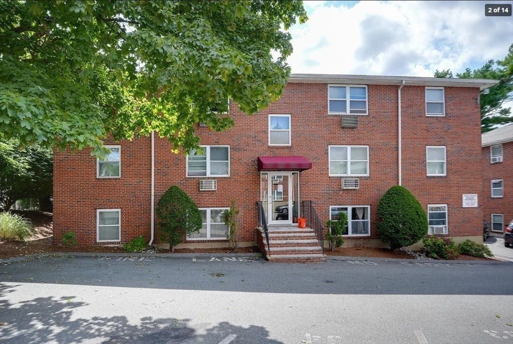 39 Montvale Ave. 9, Woburn, MA 01801