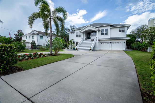 1605 GULF ROAD, Tarpon Springs, FL 34689