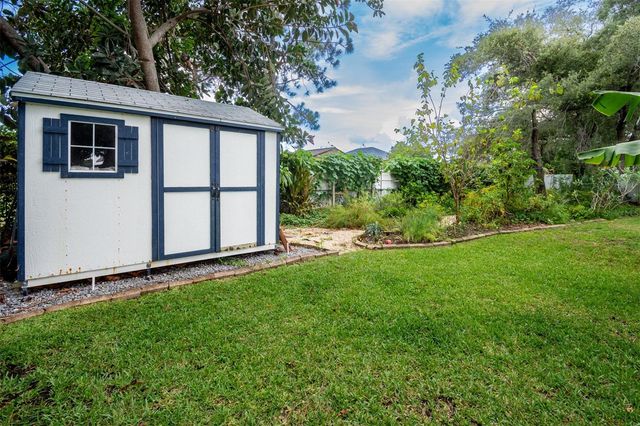 1605 GULF ROAD, Tarpon Springs, FL 34689