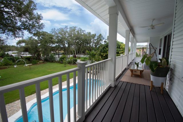 1605 GULF ROAD, Tarpon Springs, FL 34689