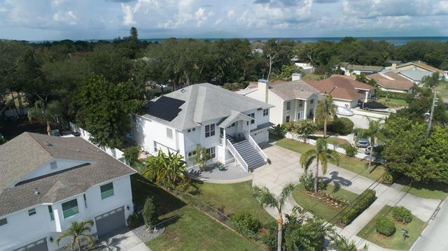 1605 GULF ROAD, Tarpon Springs, FL 34689