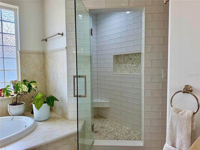 1605 GULF ROAD, Tarpon Springs, FL 34689