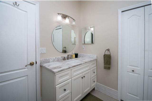 1605 GULF ROAD, Tarpon Springs, FL 34689