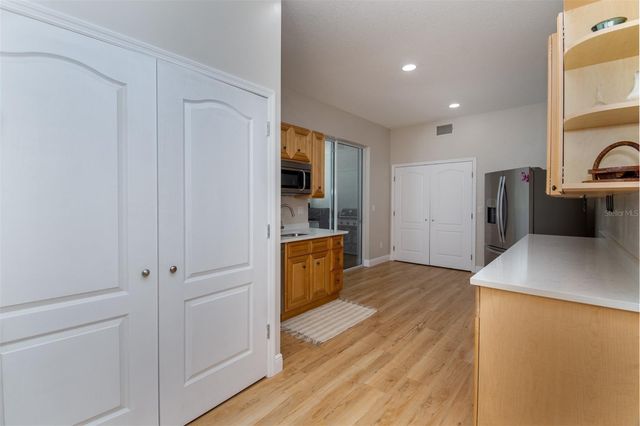 1605 GULF ROAD, Tarpon Springs, FL 34689