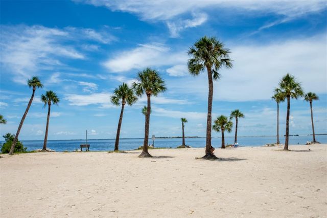 1605 GULF ROAD, Tarpon Springs, FL 34689