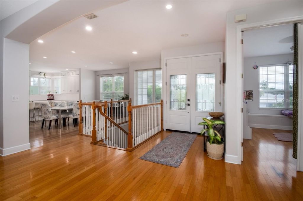 Image 24 of property listing at 1605 GULF ROAD, Tarpon Springs, FL 34689