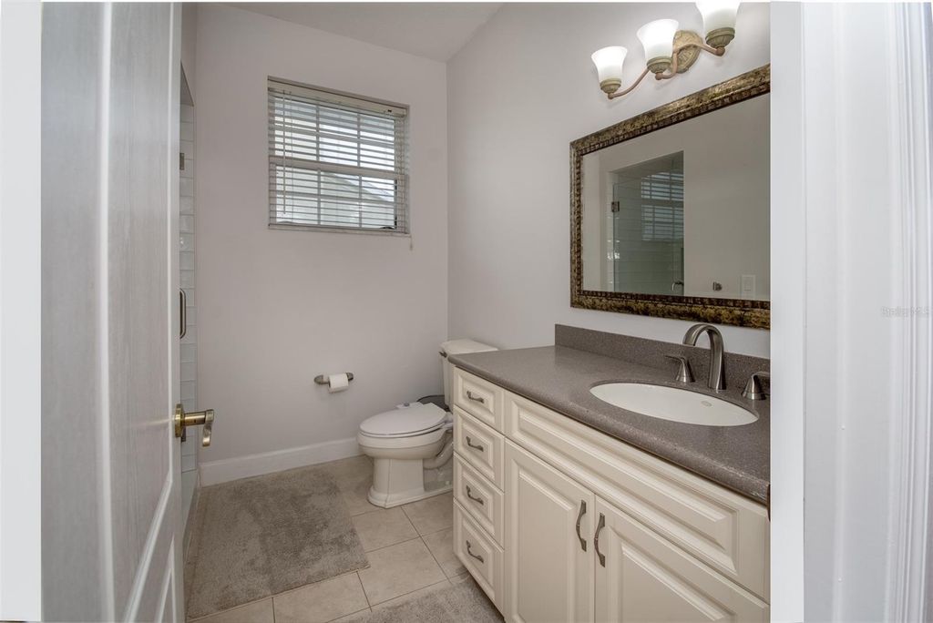 Image 33 of property listing at 1605 GULF ROAD, Tarpon Springs, FL 34689