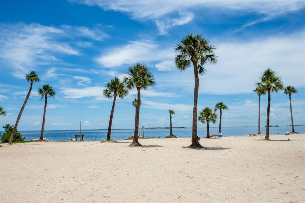 Image 49 of property listing at 1605 GULF ROAD, Tarpon Springs, FL 34689