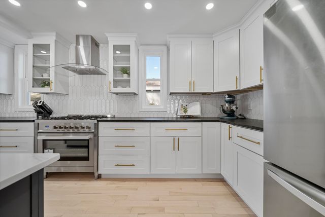 65 Sebbins Pond Drive, Bedford, NH 03110