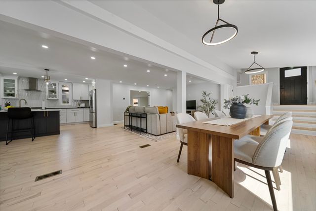 65 Sebbins Pond Drive, Bedford, NH 03110