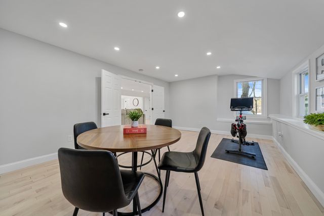 65 Sebbins Pond Drive, Bedford, NH 03110