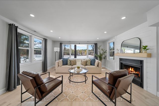 65 Sebbins Pond Drive, Bedford, NH 03110