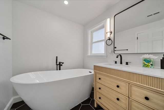 65 Sebbins Pond Drive, Bedford, NH 03110