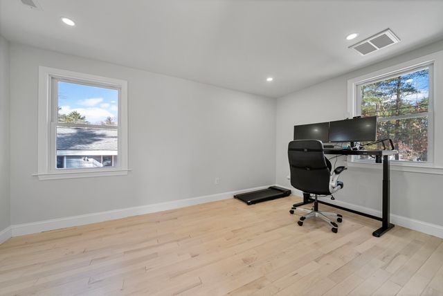 65 Sebbins Pond Drive, Bedford, NH 03110