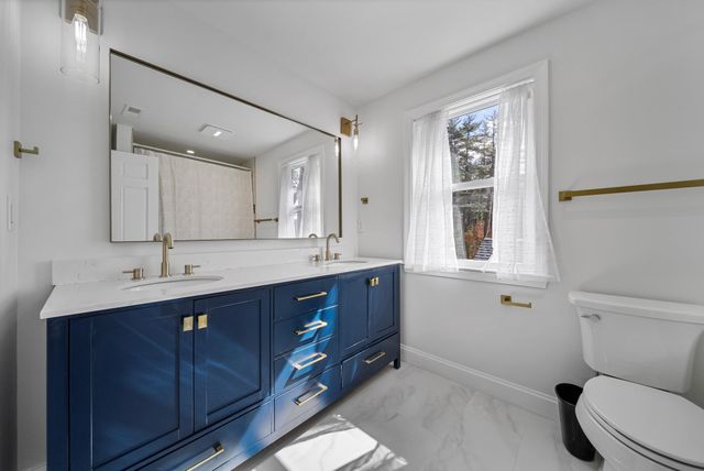 65 Sebbins Pond Drive, Bedford, NH 03110