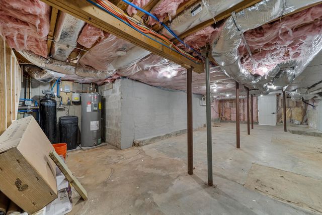 65 Sebbins Pond Drive, Bedford, NH 03110