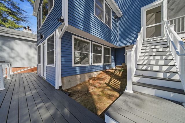 65 Sebbins Pond Drive, Bedford, NH 03110